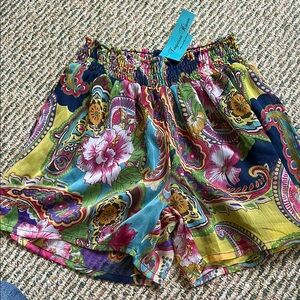 Turquoise Haven Boutique Women's Shorts nwt